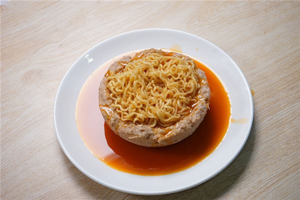 夢到吃泡麵_周公解夢