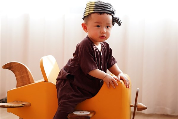 夢見小孩墜落有什麼徵兆_周公解夢
