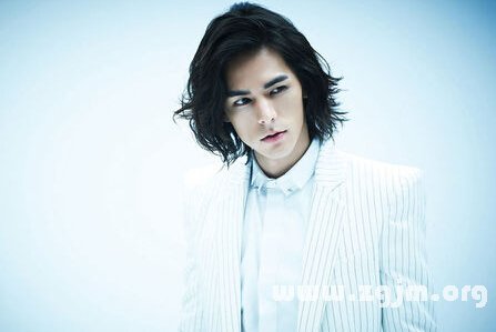 娛樂圈中新晉的星座男女神_十二星座