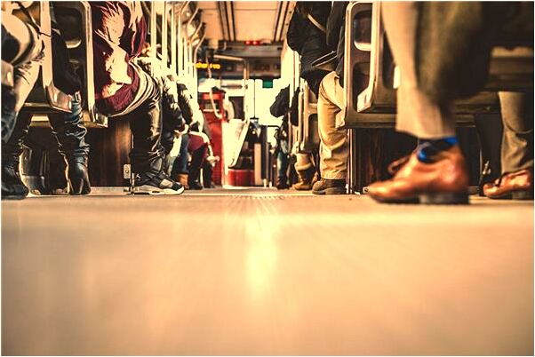 夢到有車不能騎有什麼徵兆_周公解夢官網