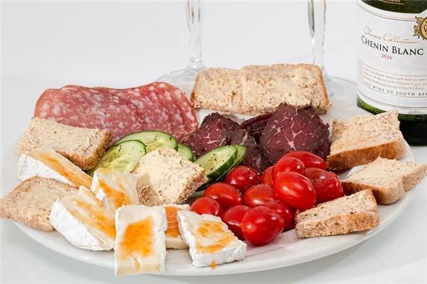 做夢有人搶我食物吃_周公解夢