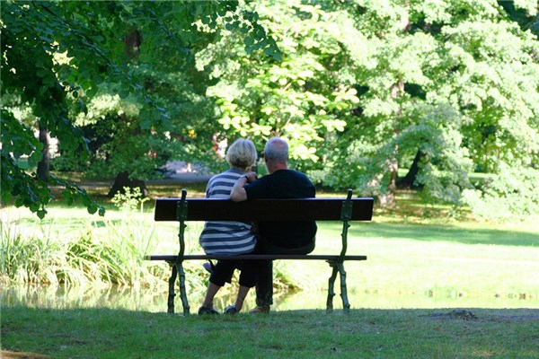 夢到己故親戚意味著什麼_周公解夢