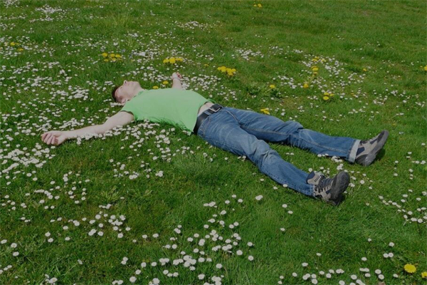 夢到了經常死人會是什麼預兆_周公解夢