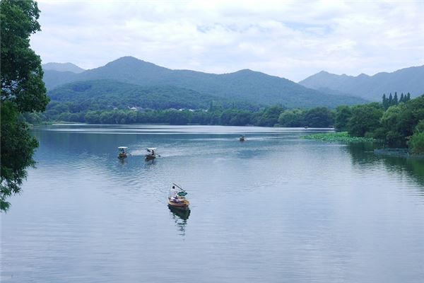 夢到了過小河代表什麼_周公解夢
