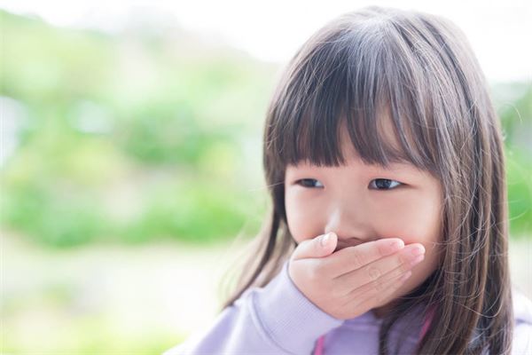 夢見孩子嘔吐_周公解夢