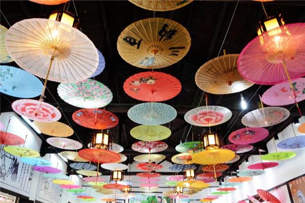 夢見雨傘骨架壞了_周公解夢