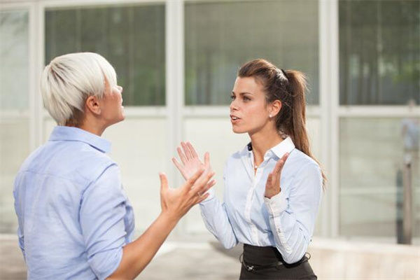 夢到被婆婆打有何寓意_周公解夢