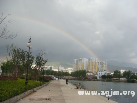 夢見彩虹雨