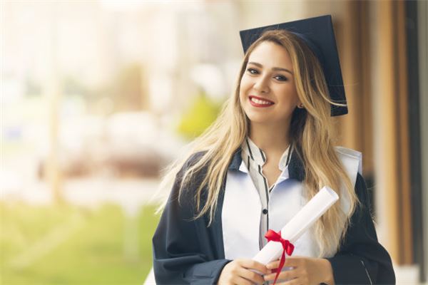 2021年運程1990年出生人_十二生肖