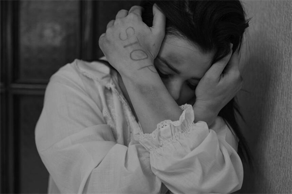 夢見挨訓有什麼說法_周公解夢