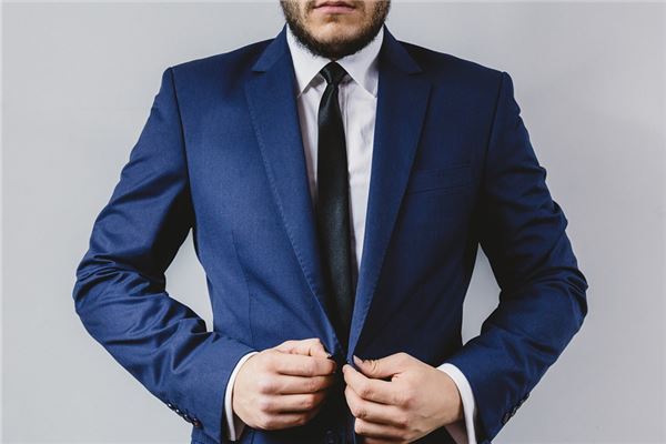 夢見脫外套是什麼意思_周公解夢