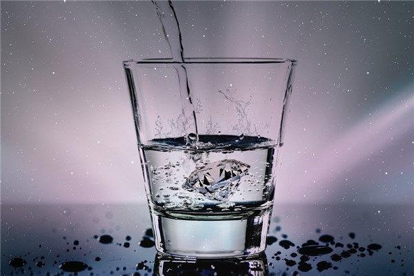 夢見借水預示著什麼_周公解夢