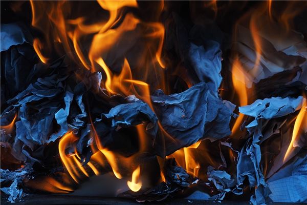 夢見著火了_周公解夢