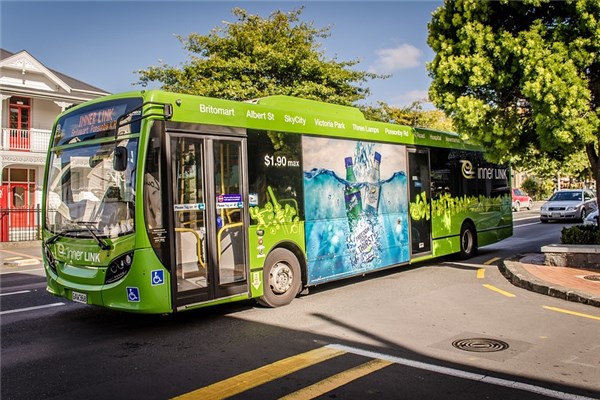 夢到了等車回家是什麼徵兆_周公解夢