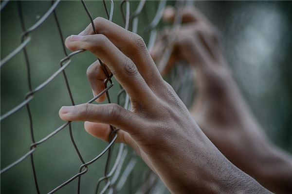夢到了自己進看守所是什麼意思_周公解夢