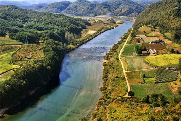 夢到了河裡的水有什麼意思嗎_周公解夢