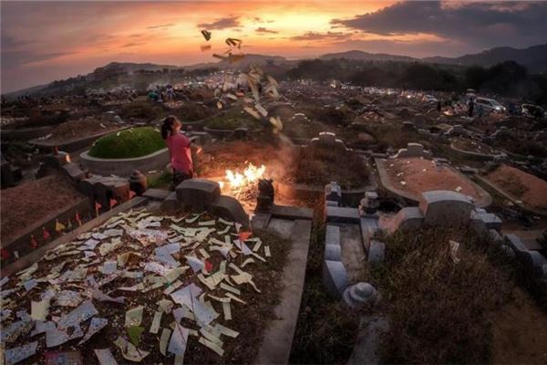 夢到了老墳怎麼樣_周公解夢