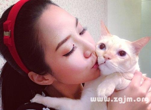 如何識別美眉的星座_十二星座