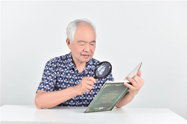 夢見已故長輩死而復生_周公解夢