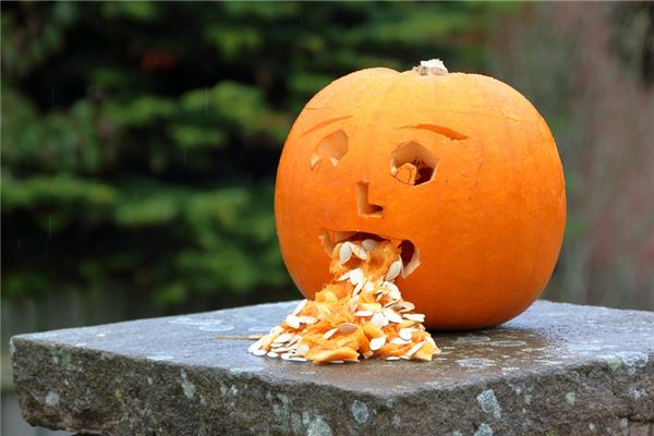 夢到吐血是什麼徵兆_周公解夢