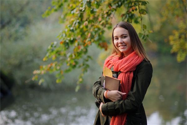 1996屬鼠的女人命好嗎_十二生肖