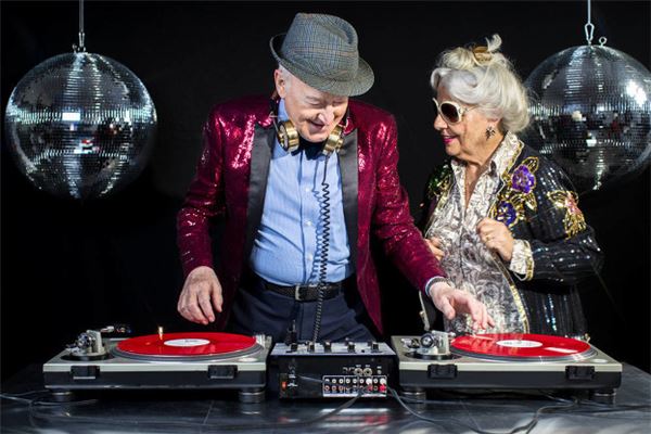 夢到過世的長輩_周公解夢