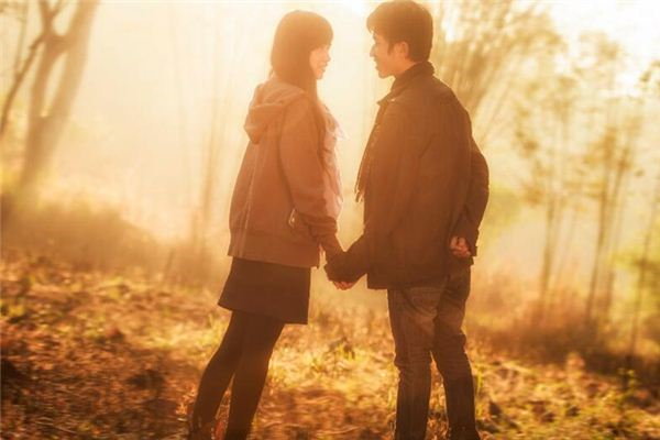 夢到了自己和女人說話好不好_周公解夢