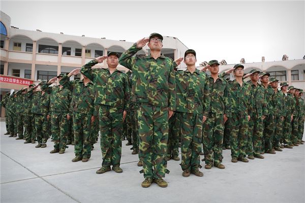 夢見自己去當兵_周公解夢