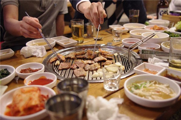 夢到了與家人吃飯有什麼預示嗎_周公解夢