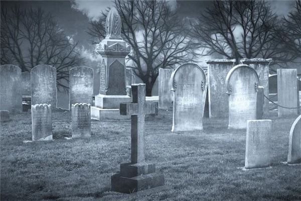 夢見很多墳墓_周公解夢