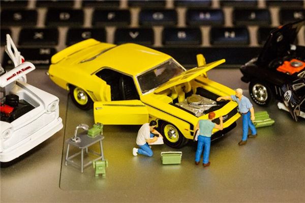 女人夢見車壞了_周公解夢