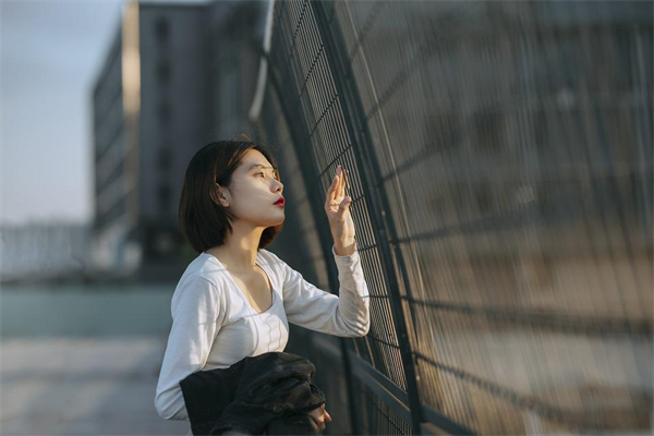夢到了自己一個人意味著什麼_周公解夢