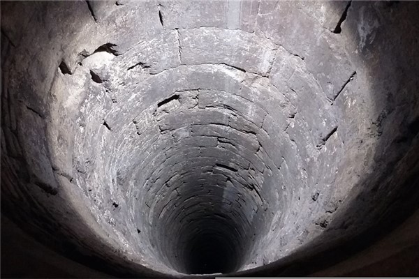 夢到下井救人好不好_周公解夢