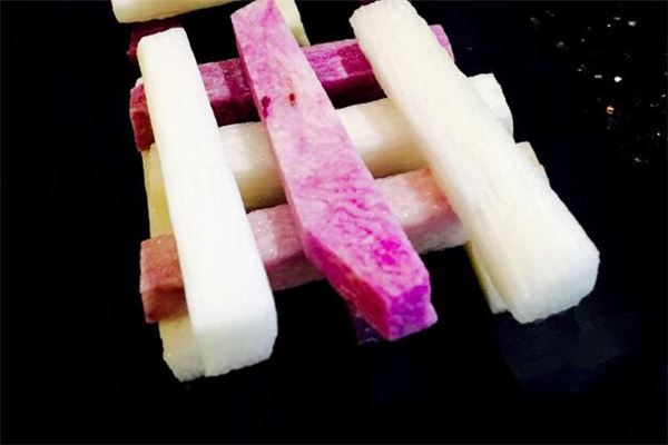 女人夢見一堆山藥_周公解夢