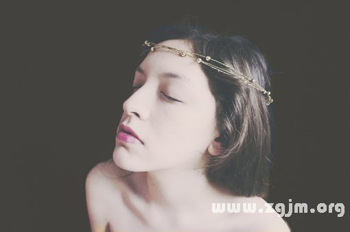 獅子評審的表現_十二星座