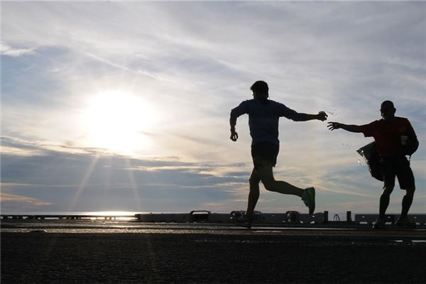 夢見上班遲到了_周公解夢