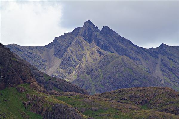 夢見山底會有什麼預兆_周公解夢