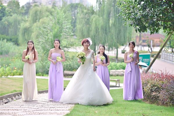 夢見別人不同意我和男朋友結婚_周公解夢