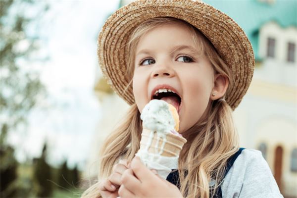 夢見吃雪糕_周公解夢