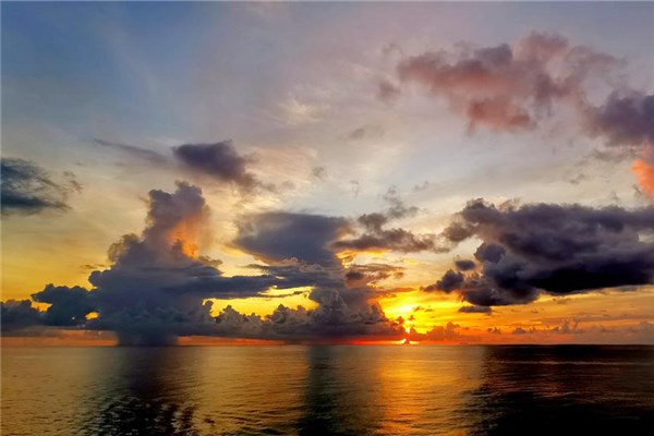 夢見五彩祥雲會怎么樣_周公解夢