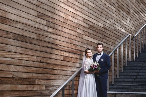 夢見被結婚預示著什麼_周公解夢