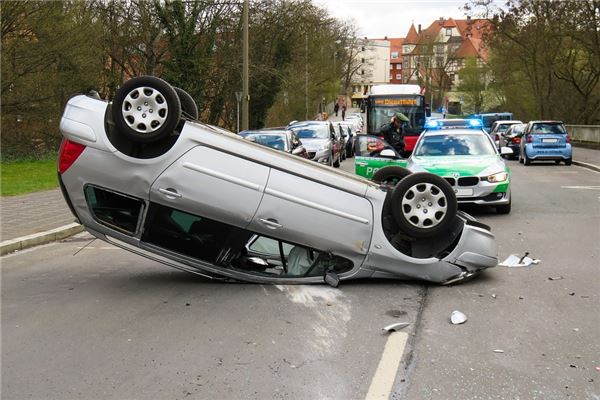孕婦夢見出車禍人沒事_周公解夢 孕婦夢見出車禍人沒事是什麼意思_孕婦夢見出車禍人沒事好不好_周公解夢官網