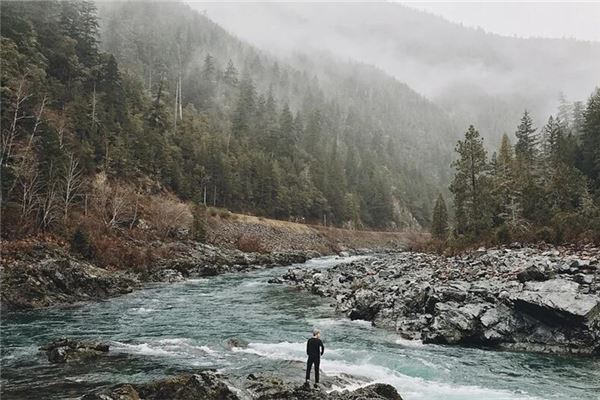 夢見流水是什麼徵兆_周公解夢