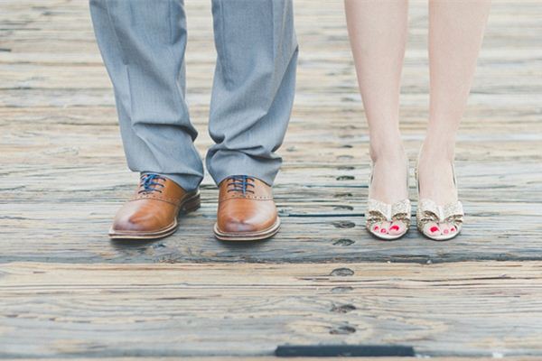 做夢夢見鞋代表著什麼？應該怎么辦？_周公解夢