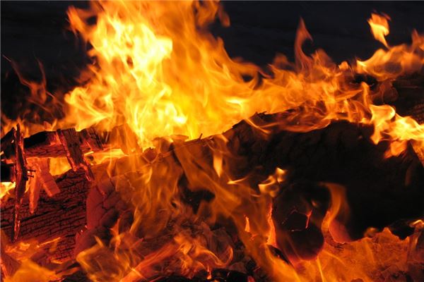 夢見上班的地方著火了_周公解夢