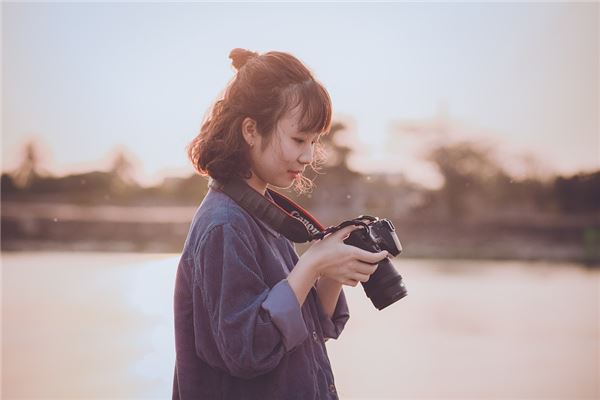 夢見和陌生女人說話預示什麼_周公解夢