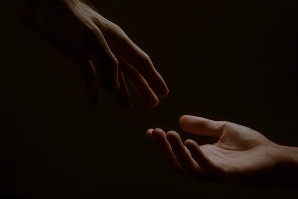 夢到手掉了啥意思_周公解夢