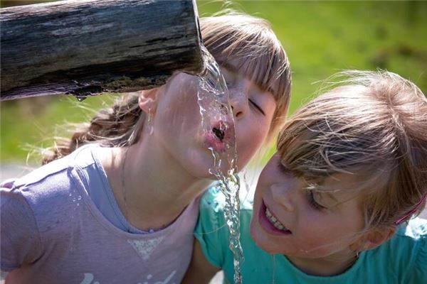 夢見喝水是什麼意思_周公解夢