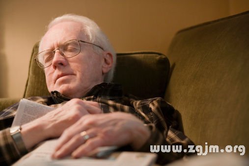 怎樣治療老年人失眠 老年人失眠怎么治療
