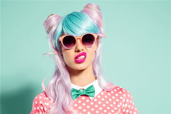 屬馬02年婚姻與性格_十二生肖